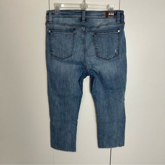 Judy Blue Jeans Womens Size 11/30 Skinny Fit Capri Mid Rise Raw Hem Distressed - Picture 4 of 7